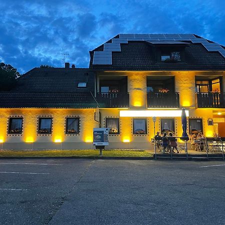 Beny Hotel Restaurant Хертинген Экстерьер фото