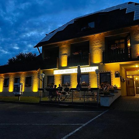 Beny Hotel Restaurant Хертинген Экстерьер фото