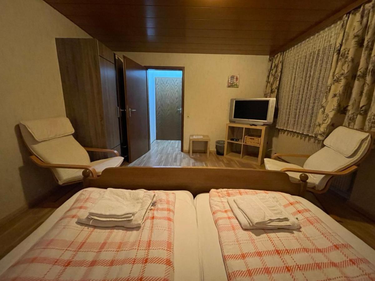 Beny Hotel Restaurant Хертинген Экстерьер фото