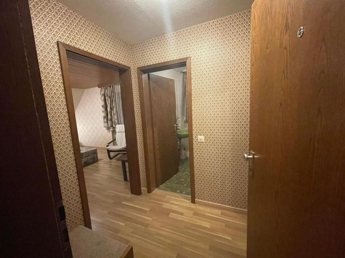 Beny Hotel Restaurant Хертинген Экстерьер фото