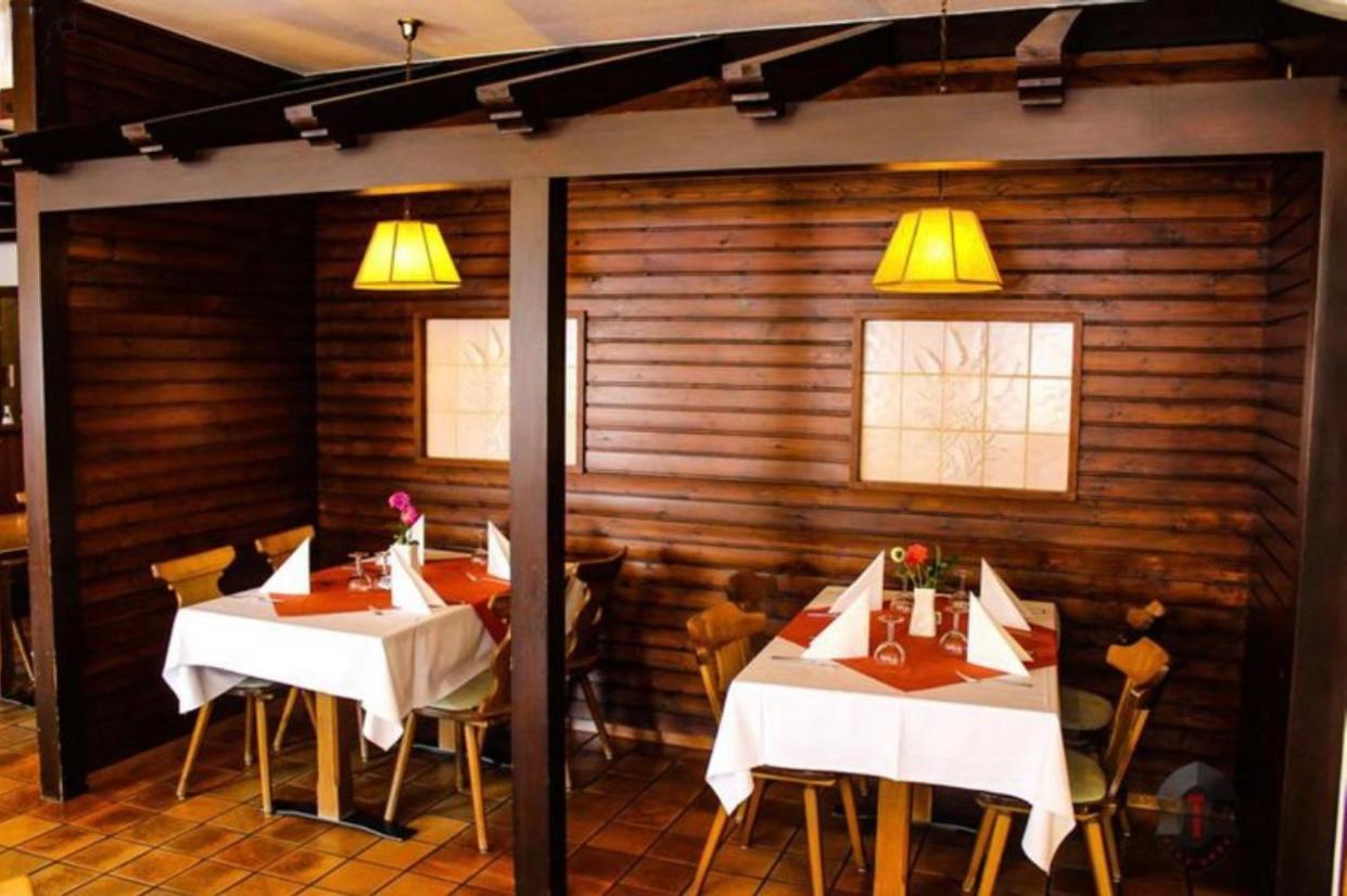 Beny Hotel Restaurant Хертинген Экстерьер фото